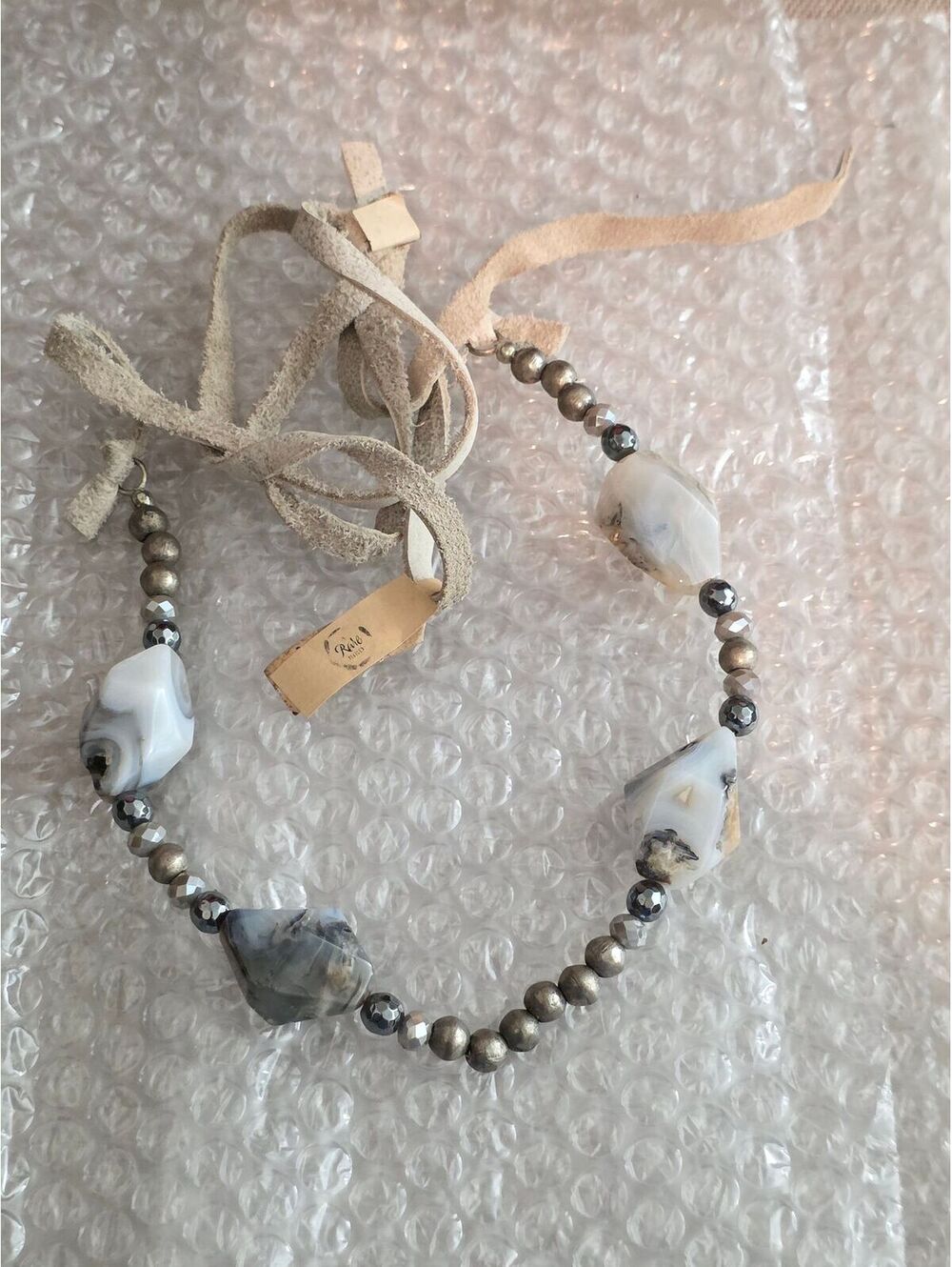 SOLD OUT|A Rare Bird |Vintage Natural Stone Necklace